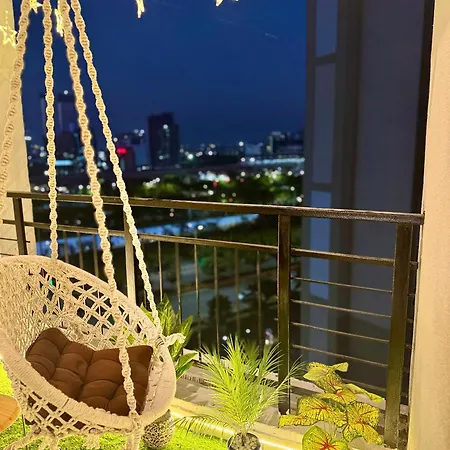 Netflix & Chill Apartment By Buddieshome Noida Exterior photo