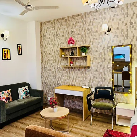 Netflix & Chill Apartment By Buddieshome Noida Exterior photo