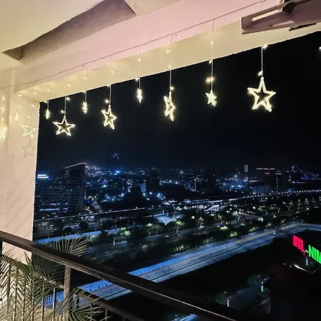 Netflix & Chill Apartment By Buddieshome Noida Exterior photo