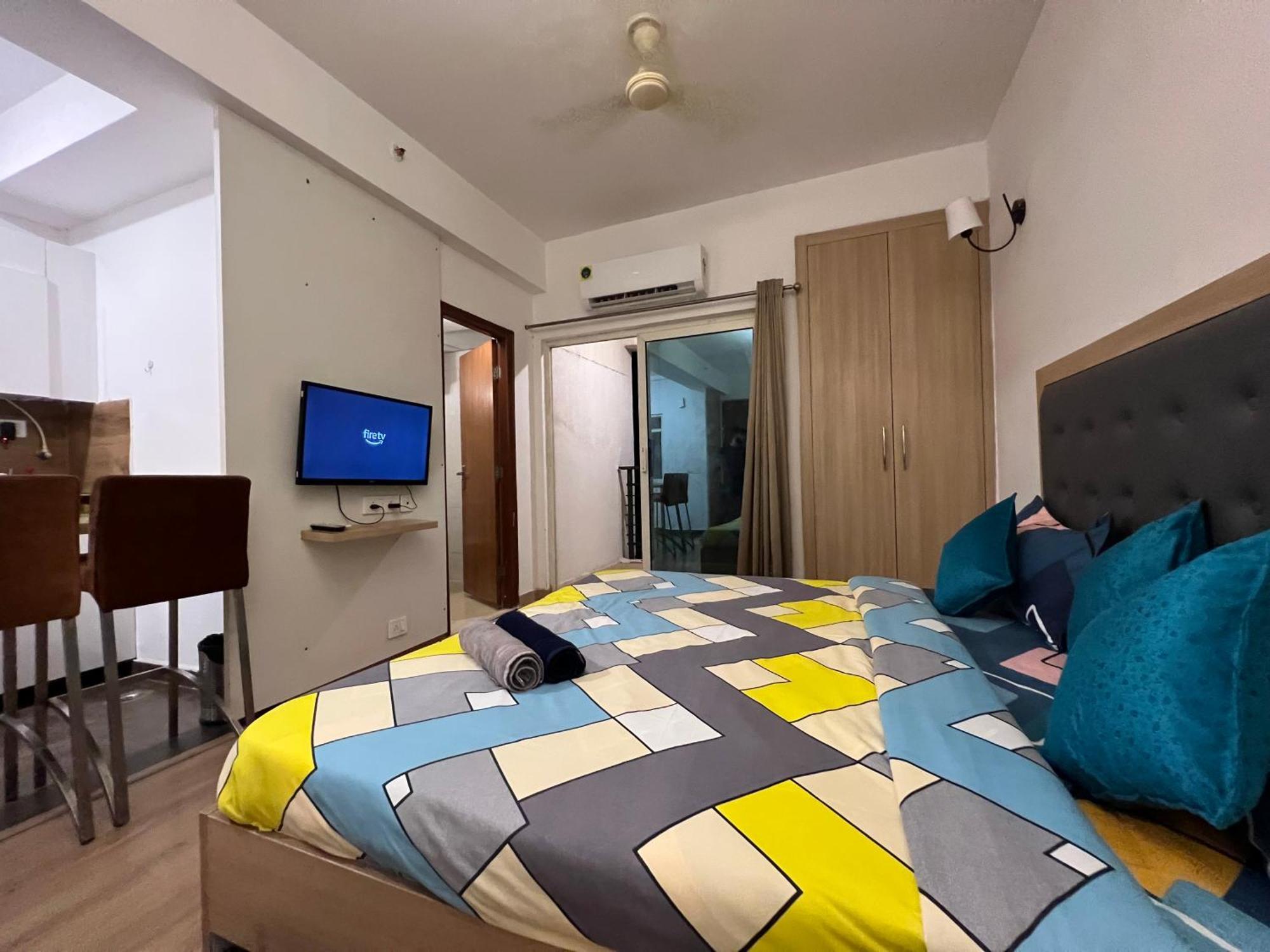 Apartment Netflix & Chill By Buddieshome